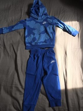 Nike Kids Blue Tie-Dye Hoodie & Jogger Bottoms Set